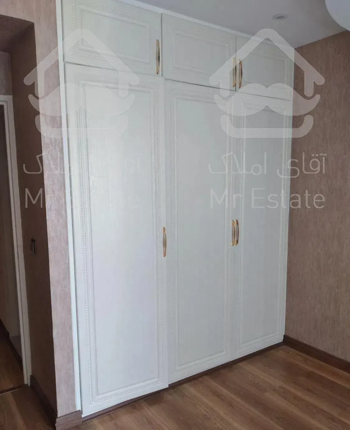 آپارتمان ۱۳۰ متری (ساقدوش -گلستان)