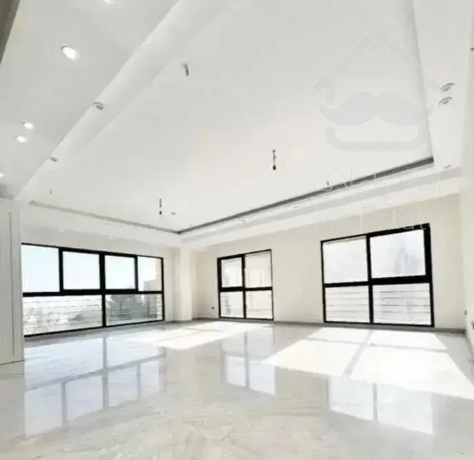 کلید نخورده /۱۹۰ متر ۳ خواب /ویو بدون مشرف