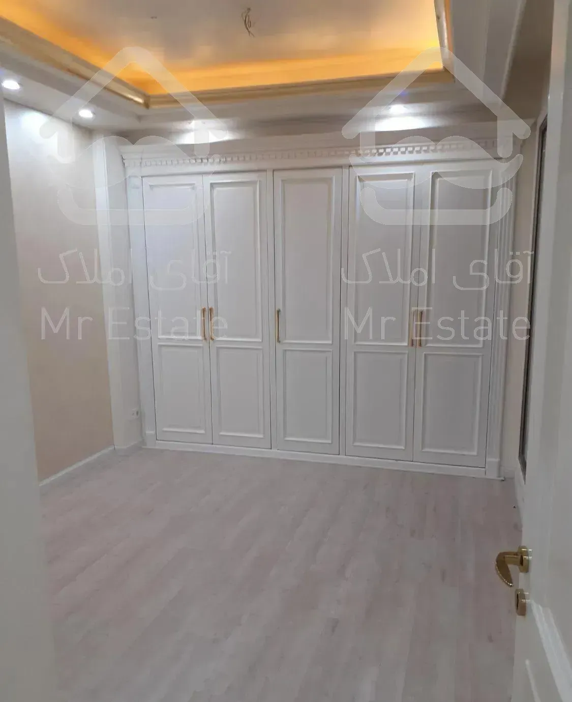 255متری حصارک جماران چهارخوابه