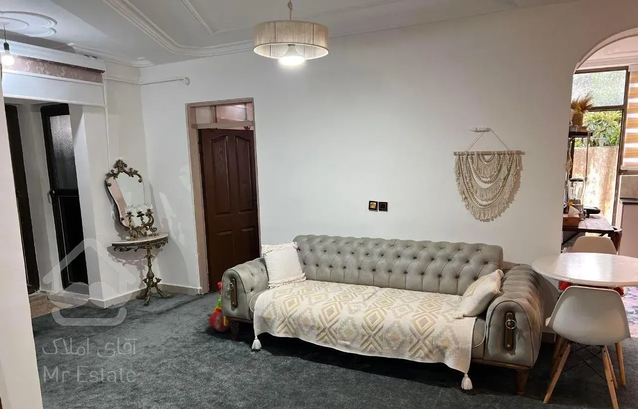 ۷۸ متر آپارتمان سند دار شهری ورودی مجزا حیاط دار