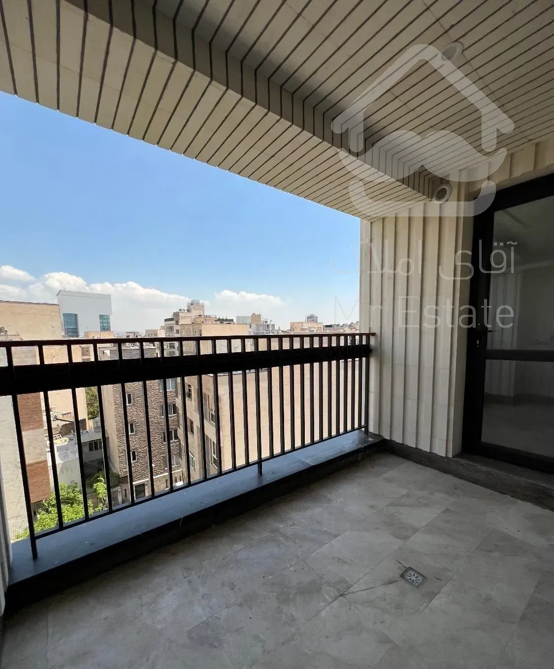 فروش ۱۸۰ متر ۳ خواب نوساز قیطریه اندرزگو