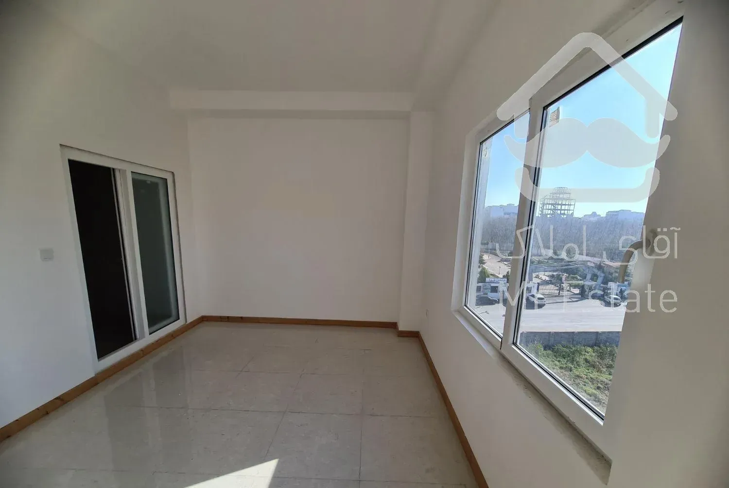 فروش یک واحد آپارتمان در هراز