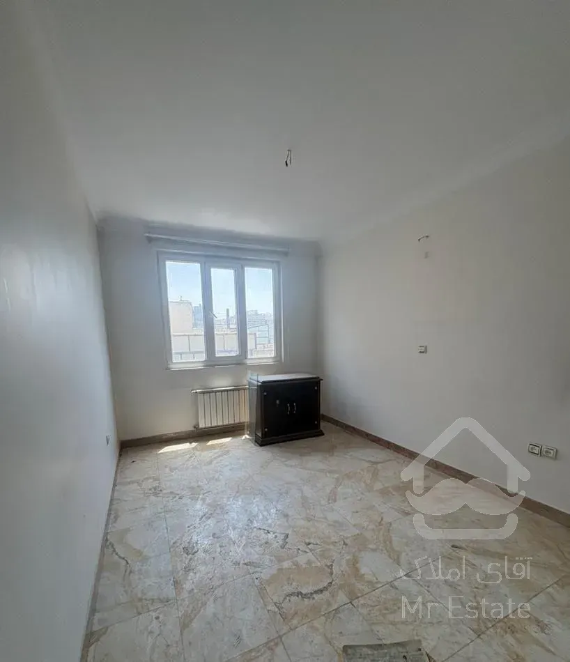 آپارتمان۱۰۴ متری/۲ خوابه/اسانسور/مهاجرت