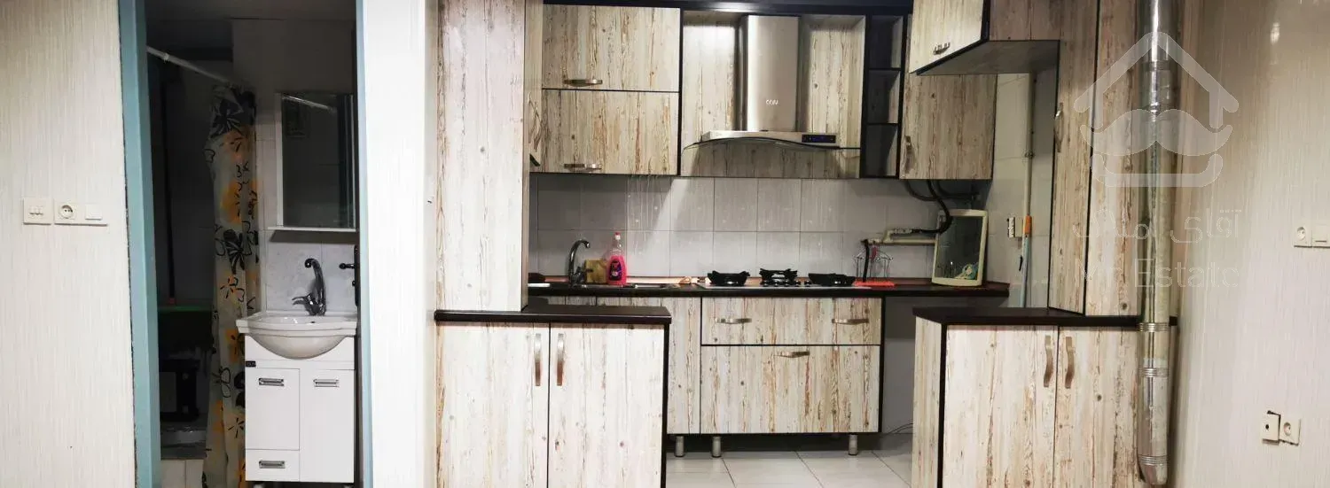 سوییت نقلی زیر زمین مجزا