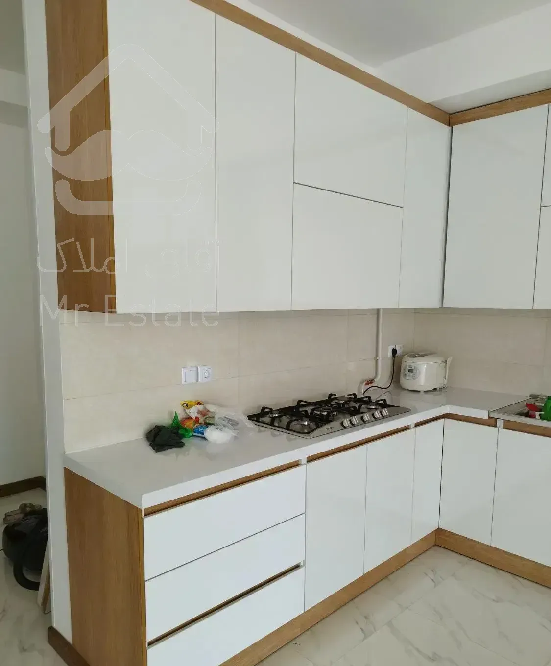 آپارتمان ۱۲۴/۶ متری مینودر