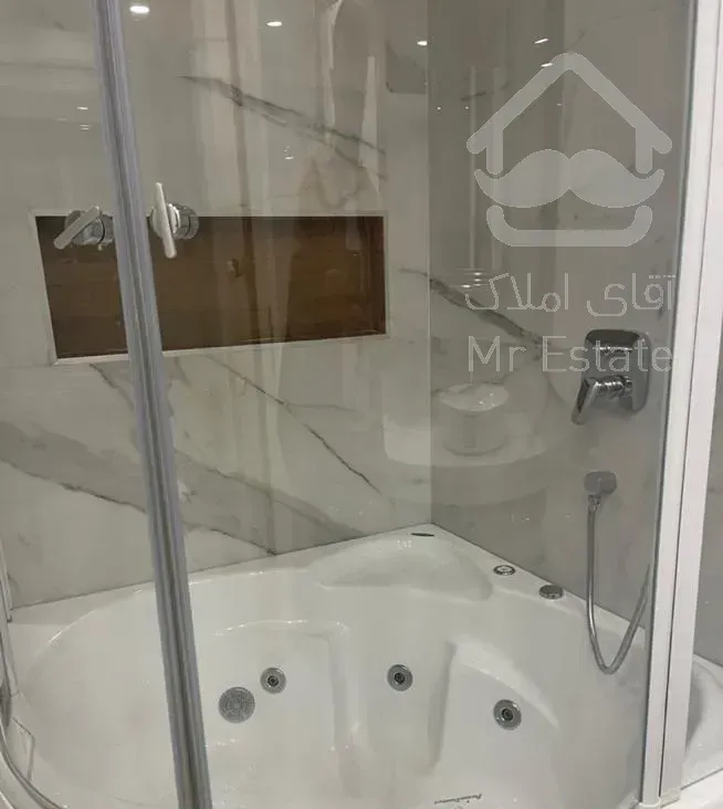 آپارتمان ۲۲۰ متری ۴ خوابه*بلوارجانبازان*