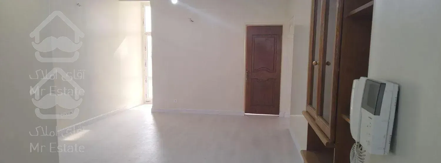 261 متر  در دروس