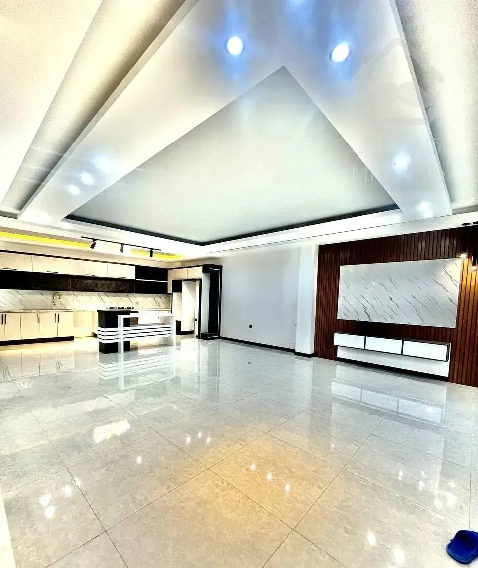 دوبلکس استخردار 300 متری ( سند شش دانگ )