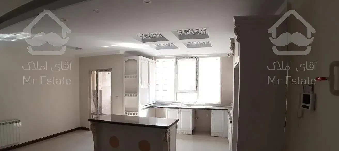 آپارتمان ۱۱۸ متری / خ فرخی / تک واحد