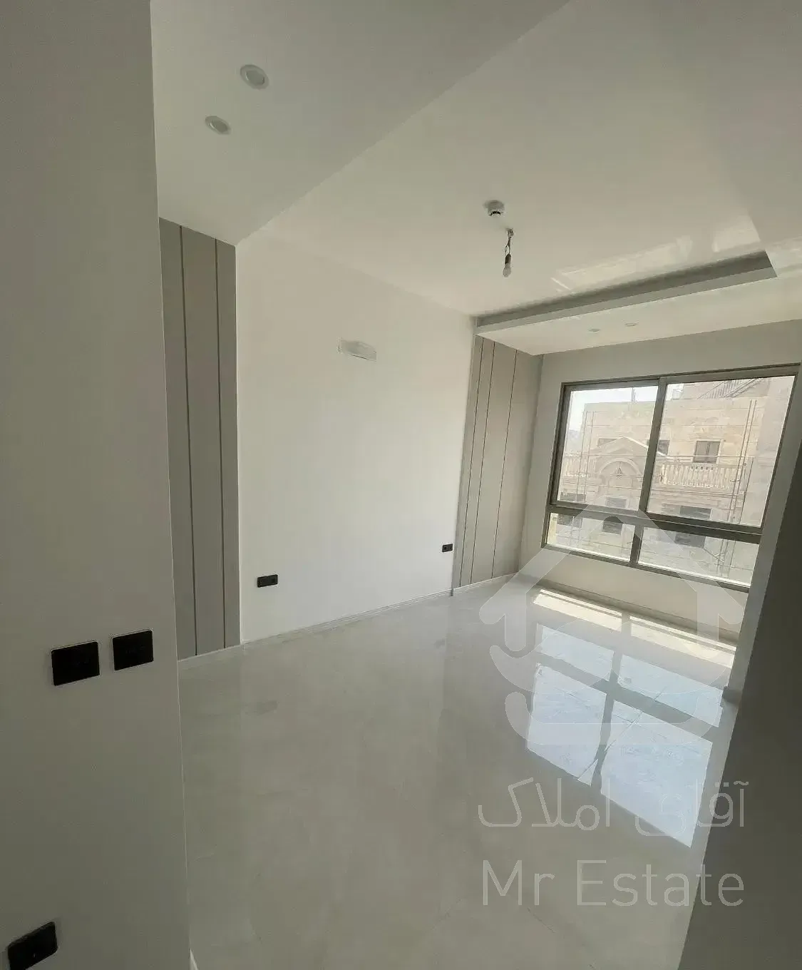 165متر/فولbms/مشرف به وکیل اباد