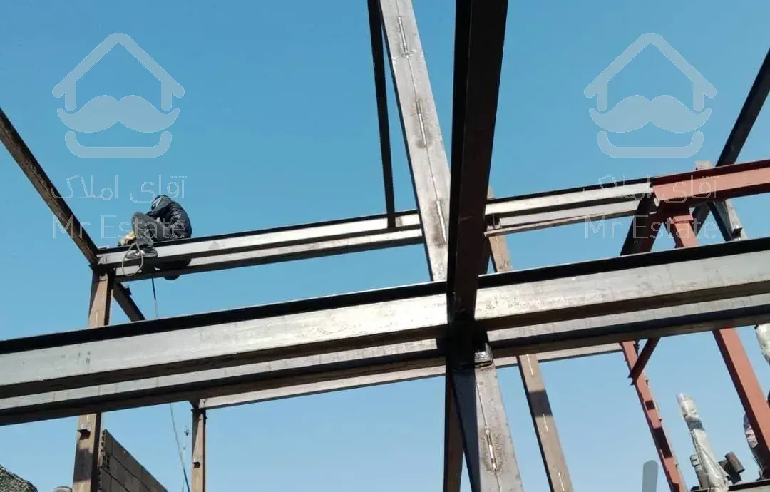 آهنگری و جوشکاری اسکلت فلزی