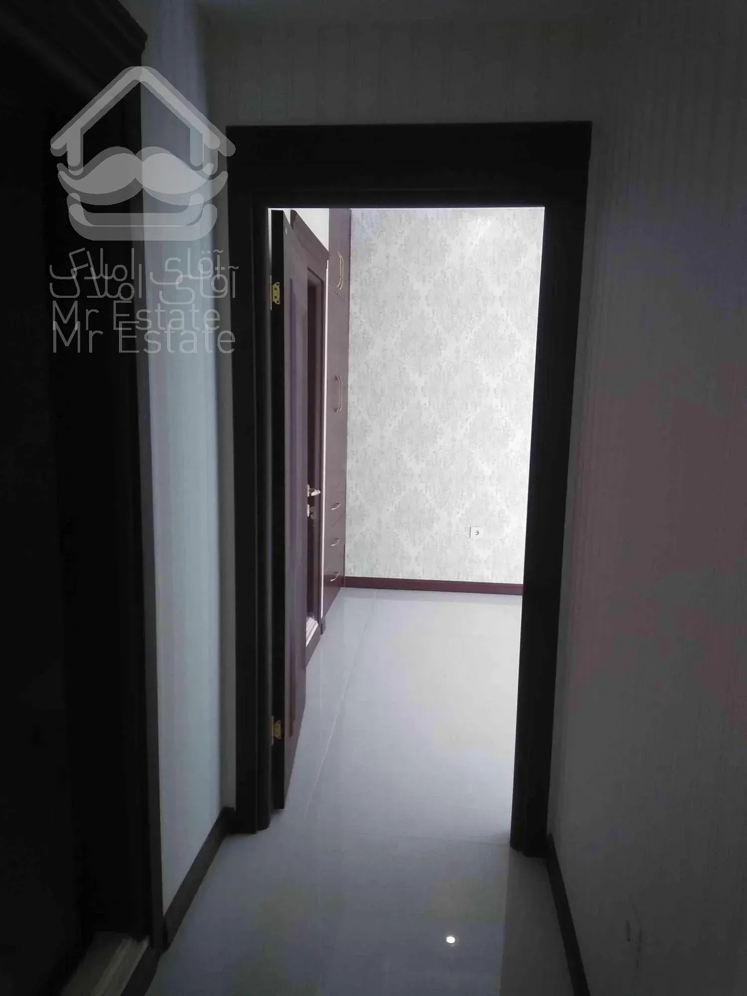 خرید  آپارتمان  سه خوابه  صادقیه