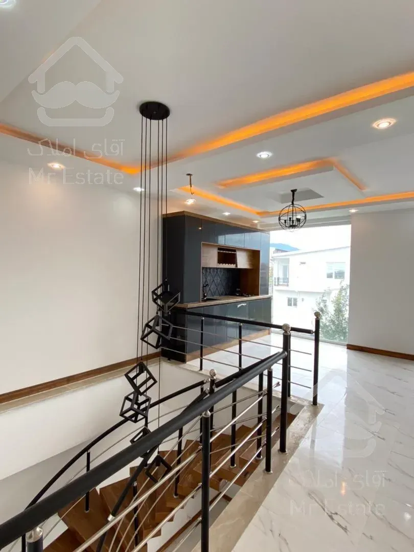 دوبلكس مدرن٣٠٠مترى دربهترين منطقه شمال ويوابدى عالى