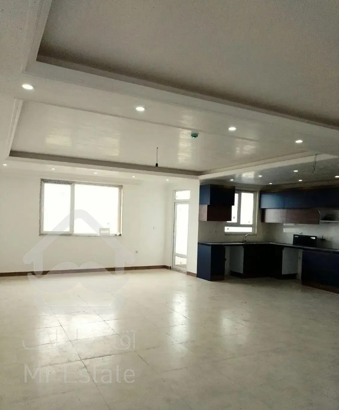 125 متر مرکز شهر رادیو دریا