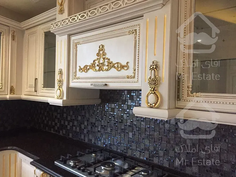 خرید و فروش آپارتمان مسکونی 250 متری نیاوران مرجان