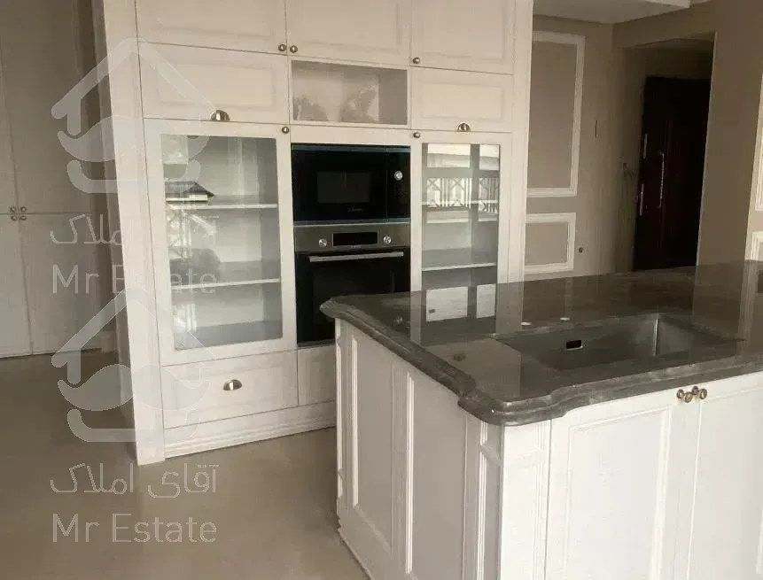 صاحبقرانیه برج باغ ۱۸۰متر۳ خواب تک واحدی ویو ابدی