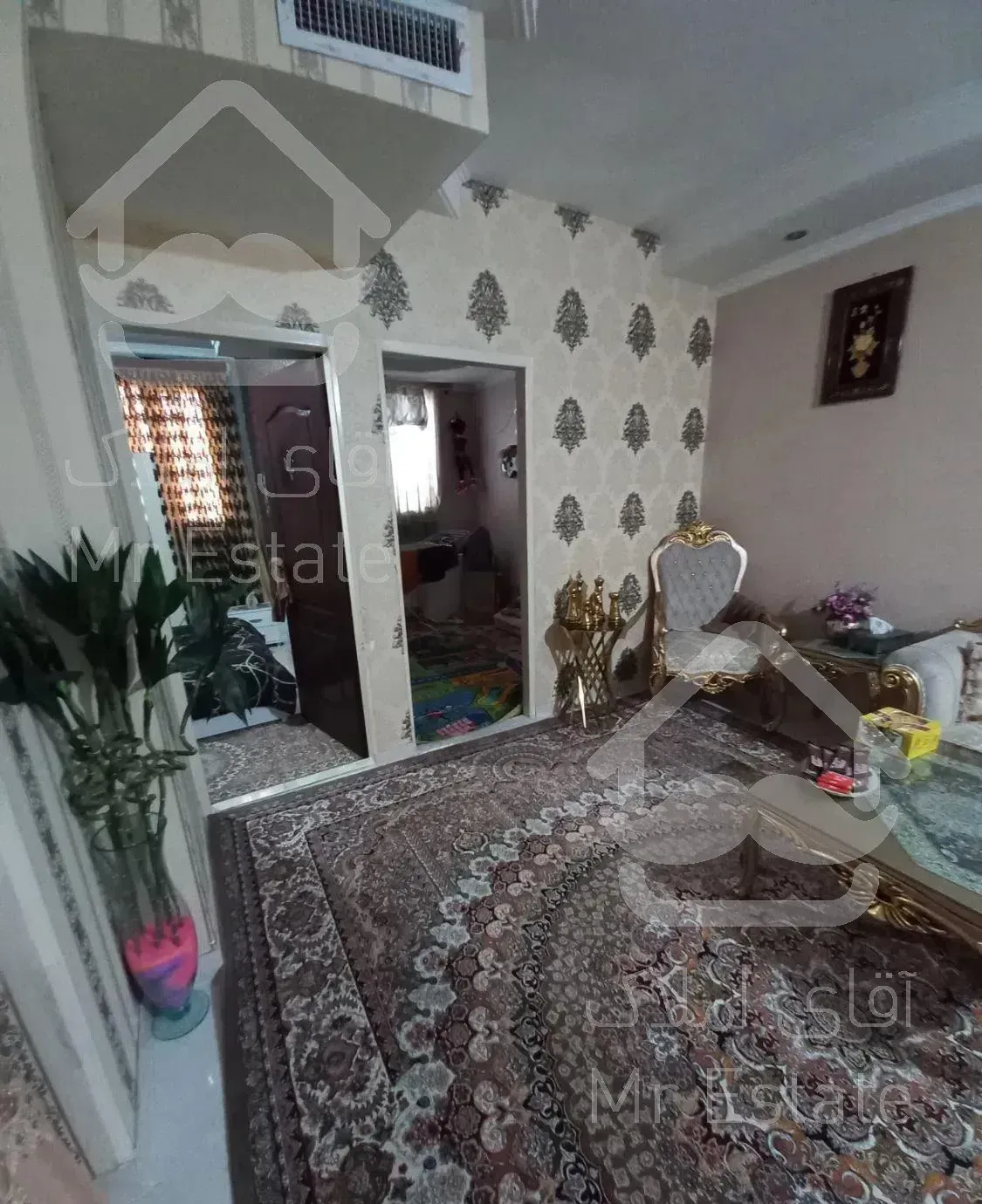 واحد ۶۸ متری فول امکانات