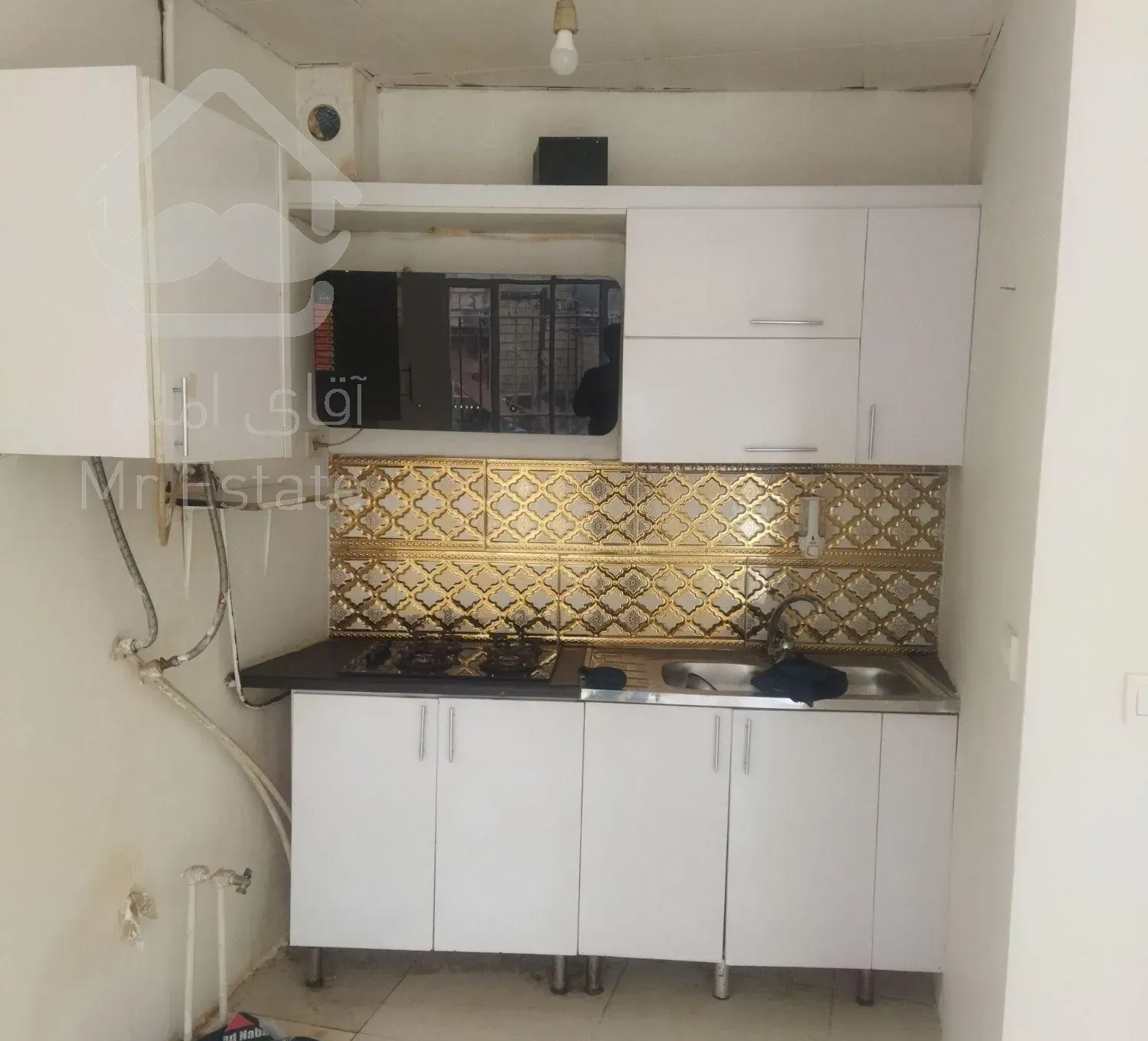 آپارتمان طبقه اول