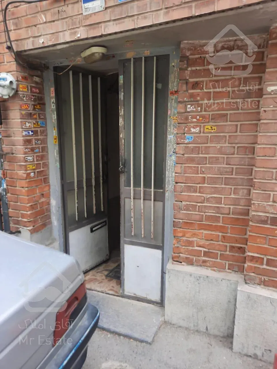 خانه دربست کلنگی ۱/۵ طبقه رهن کامل درحال بازسازی