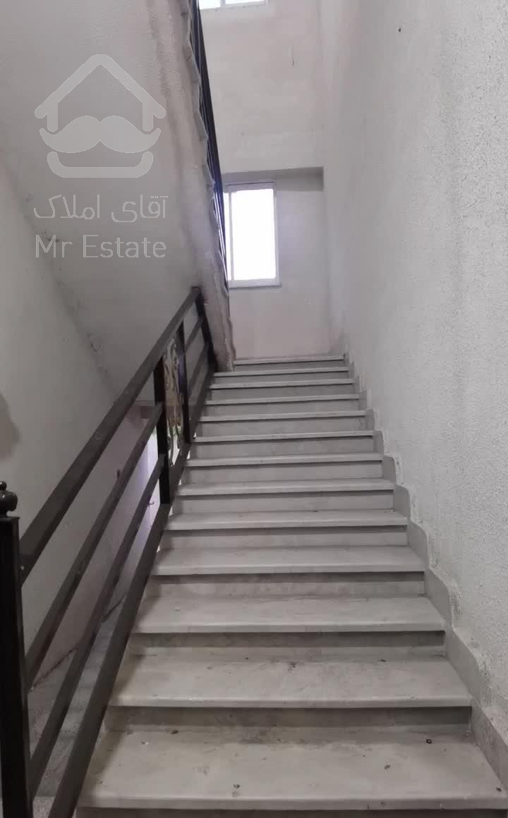 واحد دو واحدی یک طبقه در مرکز شهر کیاشهر سندار