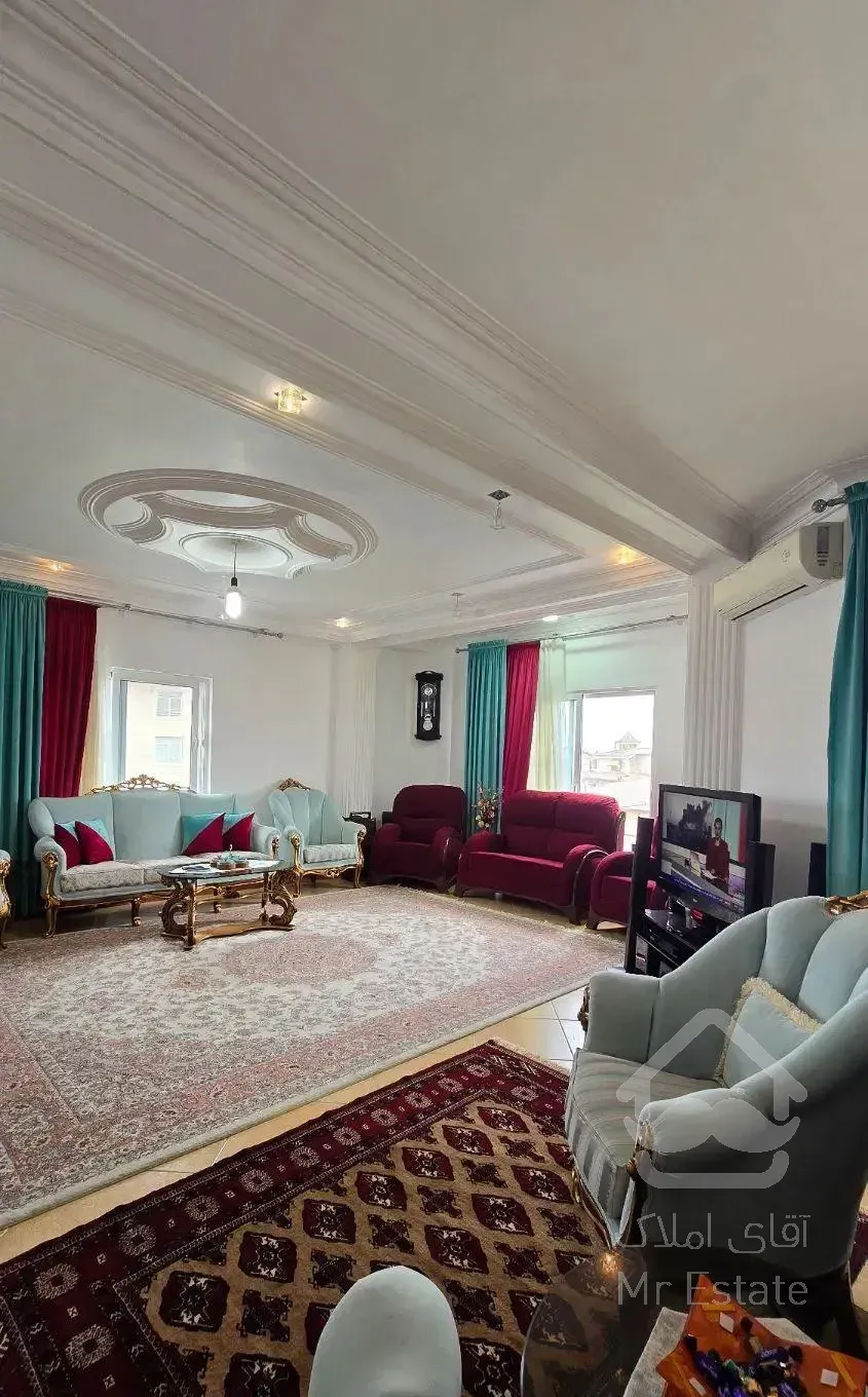 اجاره واحد طبقه دوم روی پیلوت/سه خواب/طالقانی