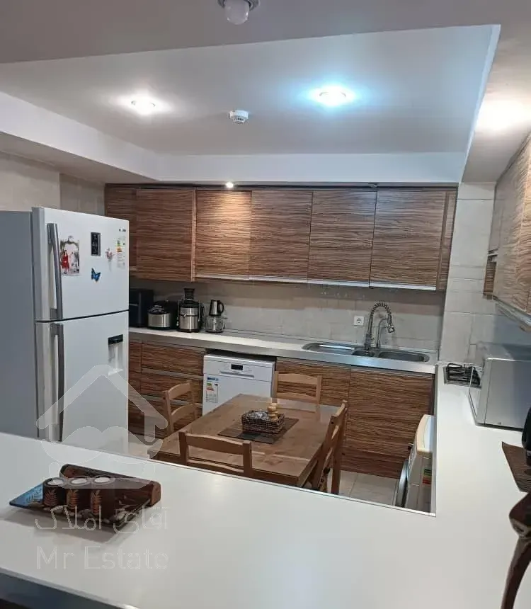 آپارتمان ۱۲۰ متری/برج درصدف/بهترین لوکیشن/اکازیون