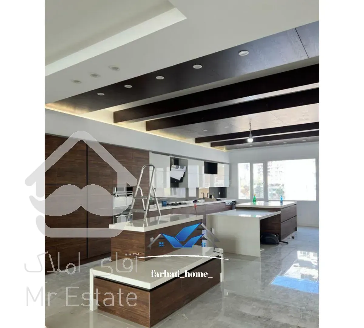 ۲۱۱ متر آخرین طبقات برج ویو ابدی در (فرشته)