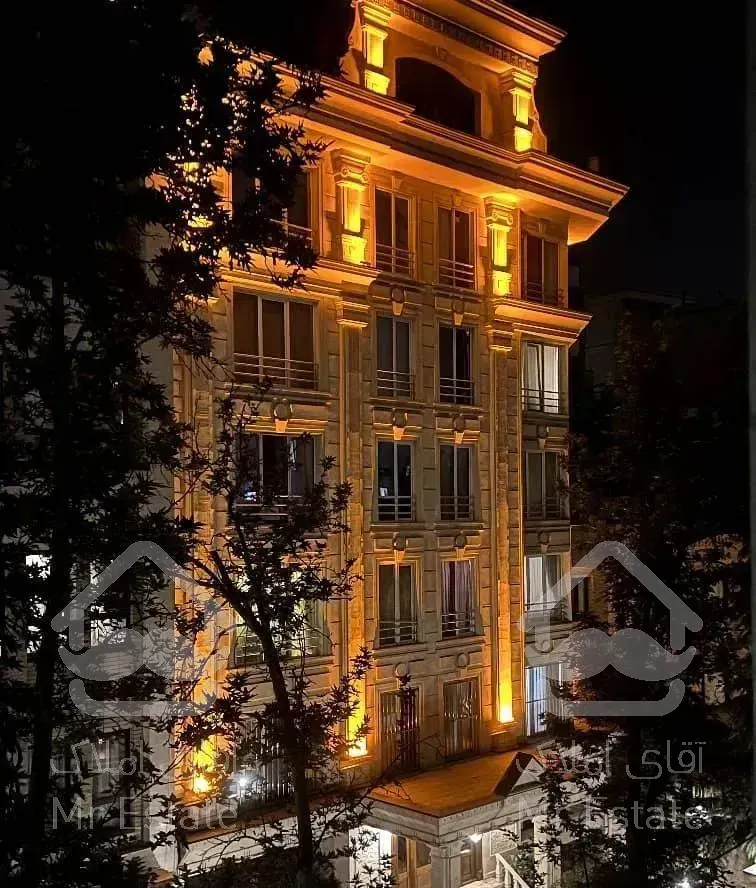 ۱۹۲متر ۸ ساله ، تک واحد ، تاپ لوکیشن ، گلسنگ