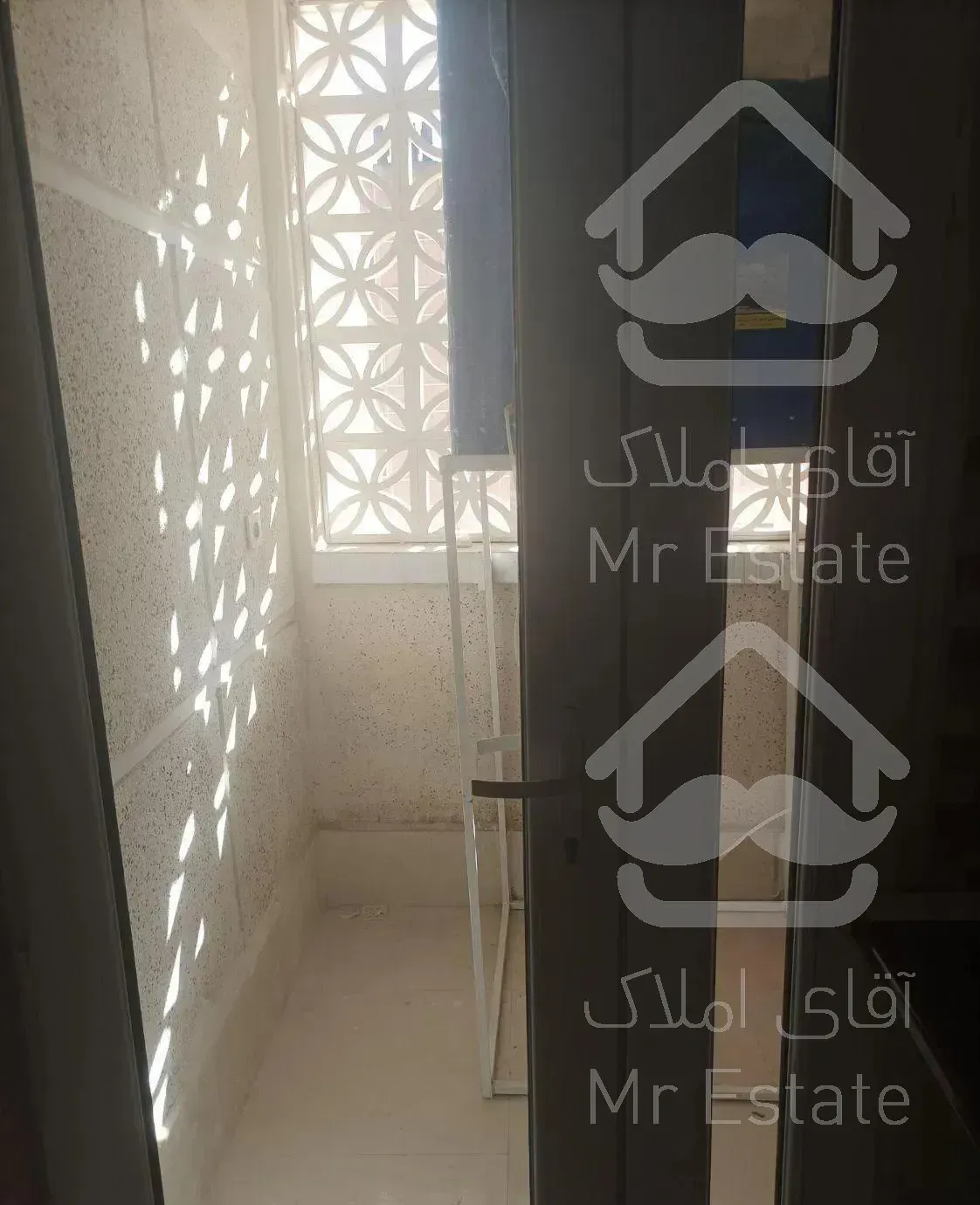 آپارتمان ۱۳۴متر ۳ خواب دریاچه چیتگر