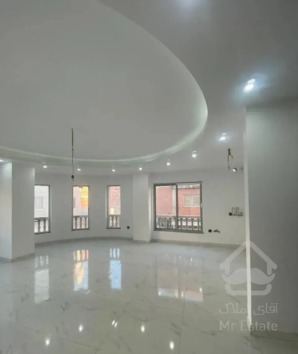 آپارتمان مرکزشهر ۱۰۵متری سنددار طبقه۵ ویوزیبا معلم