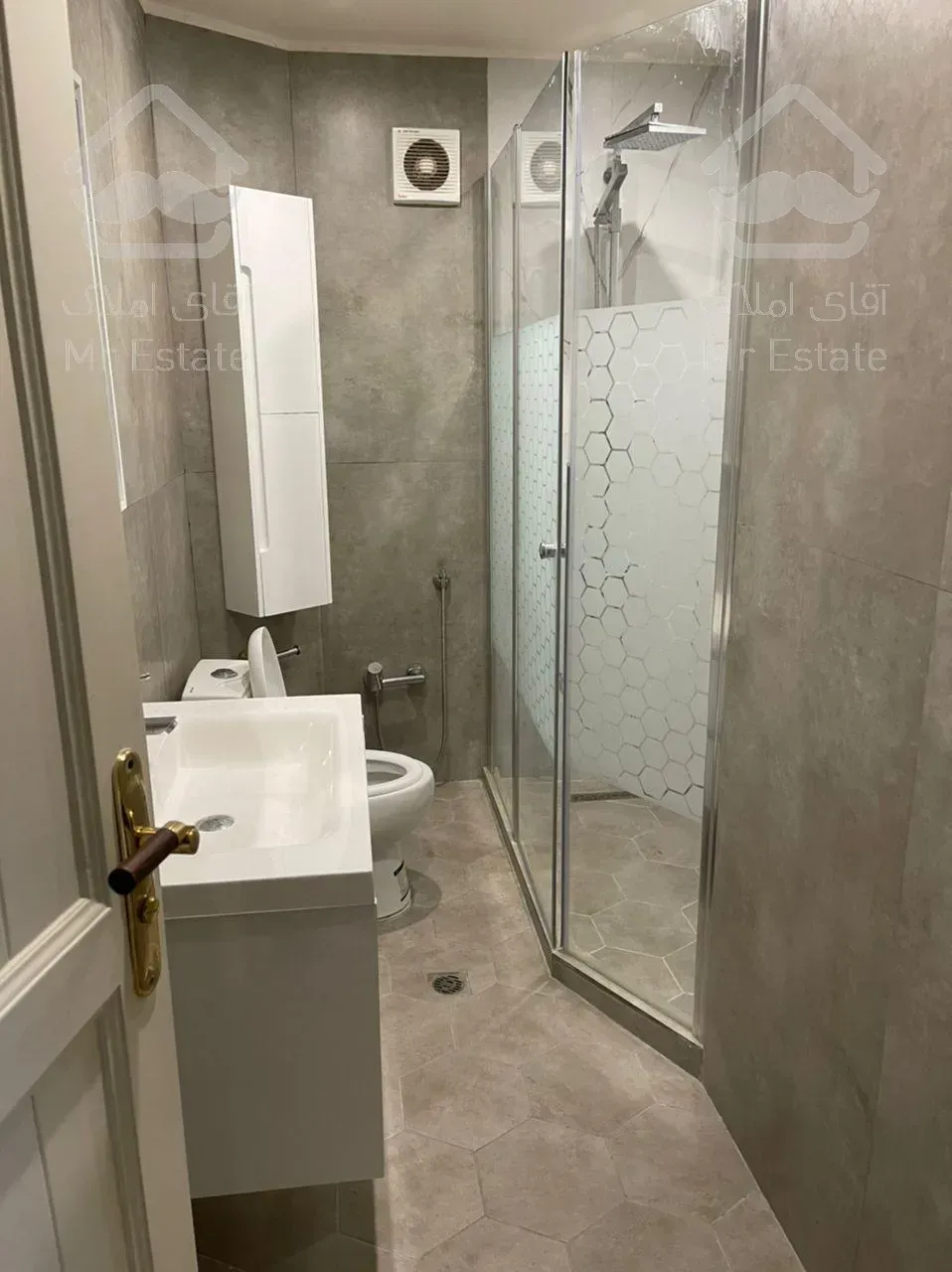 اجاره و رهن آپارتمان ولنجک 180  متر لاکچری