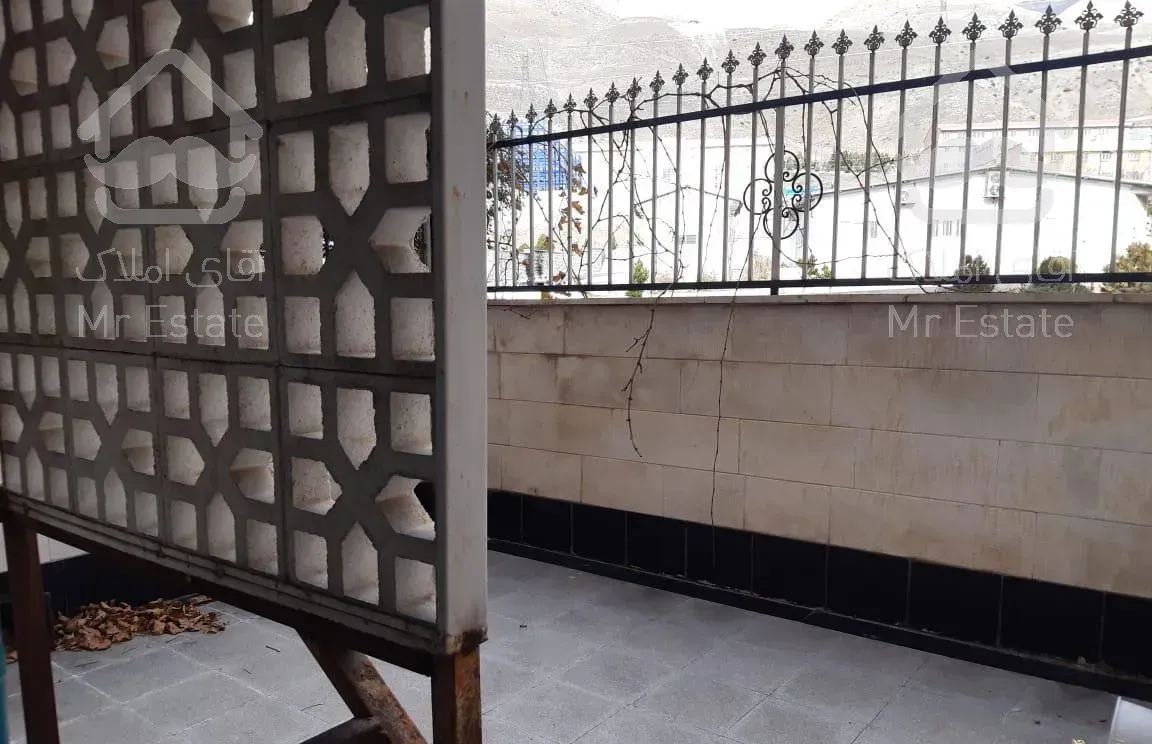 ۸۷ متری باز سازی شده  حیاط دار