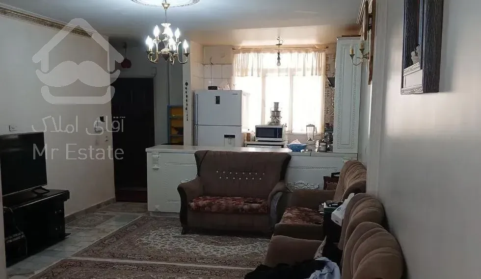 ۵۲متری/روبه آفتاب/پارکینگ انباری تراس/غربی ها