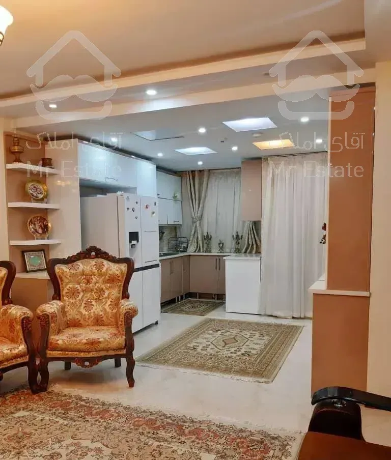 ۸۳ متر ۲ خواب/نورمستقیم/فول امکانات