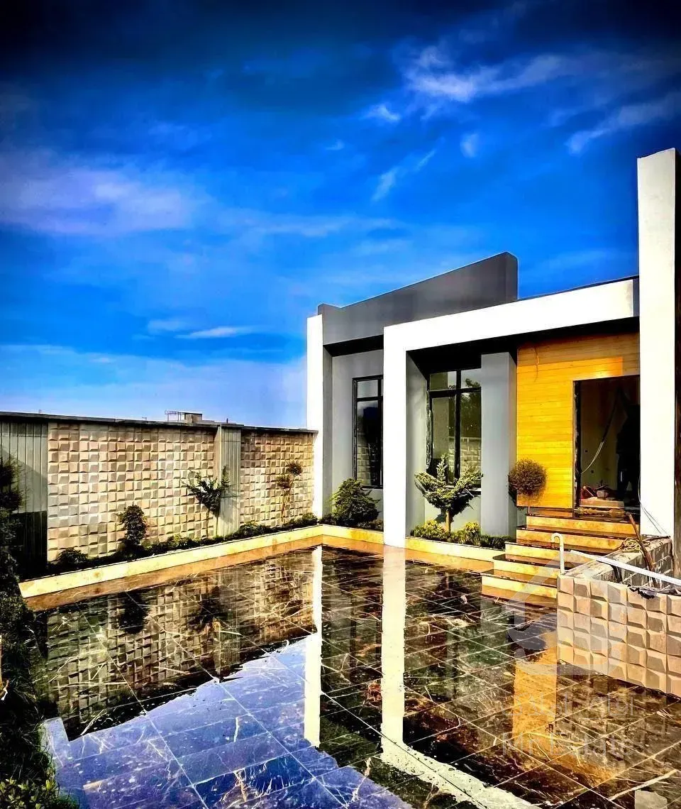 ویلا باغچه همکف 180 متری شهرکی سندتک‌برگ