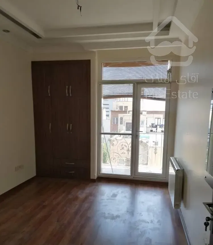 پاسداران ۱۶۰ متری ۳ خوابه تخلیه