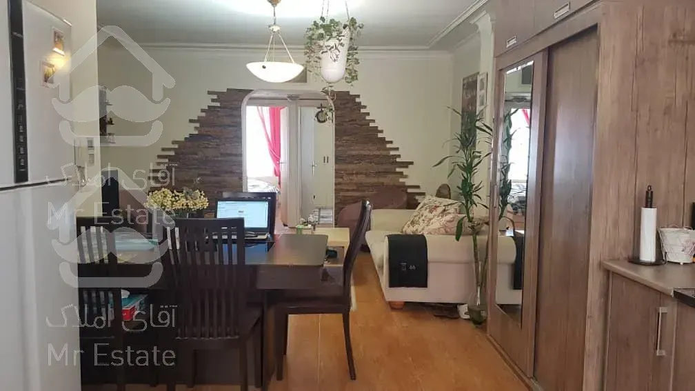 ۶۱متر دوخواب با پارکینگ در اشرفی اصفهانی