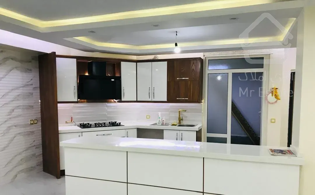 رهن و اجاره۱۲۰متر شیک / تخلـیه بام سعادت آباد