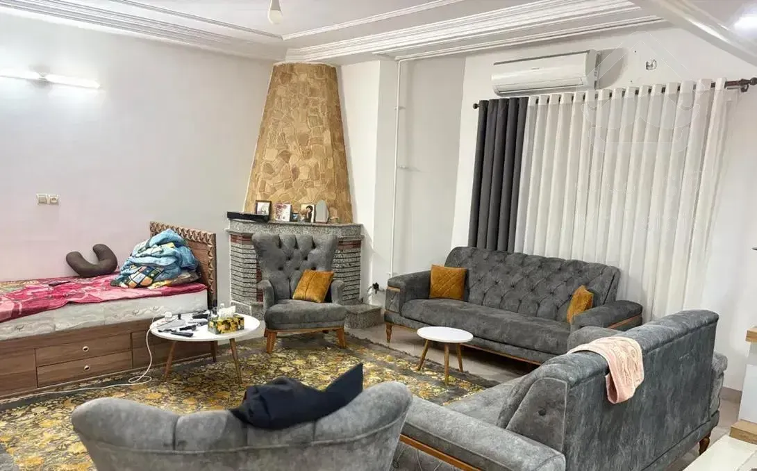 اپارتمان نزدیک بر اصلی،طبقه دوم