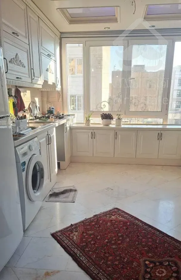 فروش آپارتمان ۸۲ متری ۲ خوابه طبقه ۴ در قنات‌کوثر