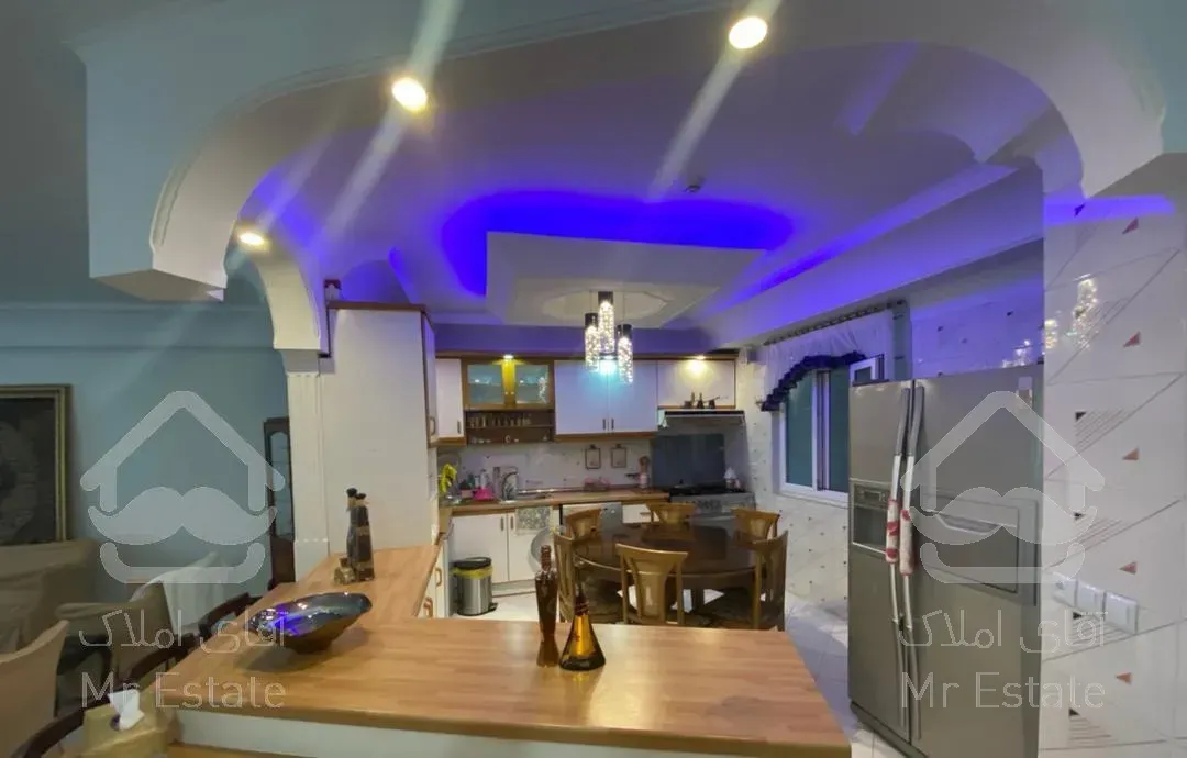 پاسداران ۱۴۲ متر بوستان