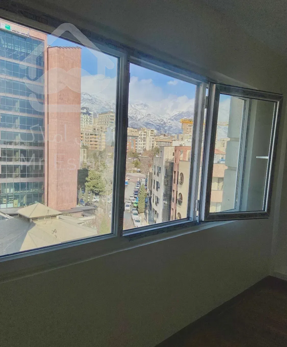 ۷۵ متر ۱ خواب مستر سعادت آباد