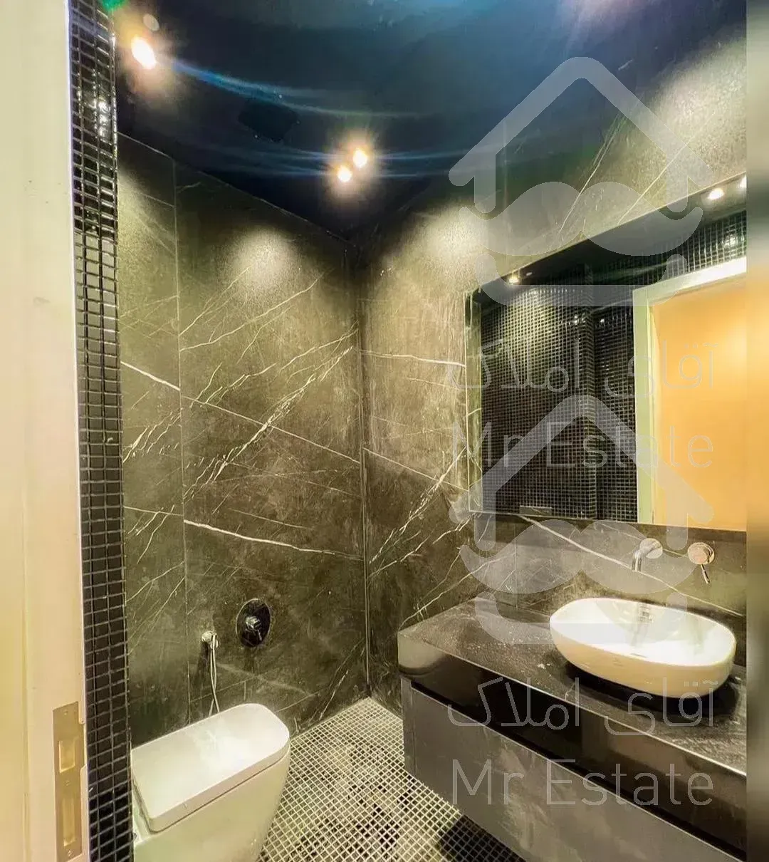 200 متر 3 خواب / شیخ بهایی شمالی / برج باغ