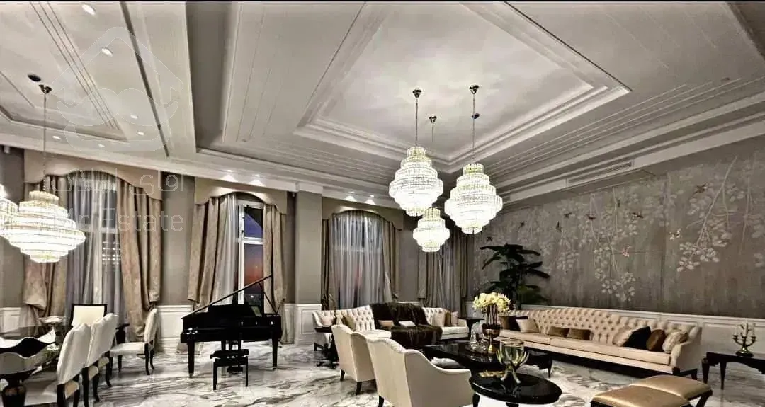 660متر/5خواب/تیریپلکس/3پارکینگ/روف اختصاصی