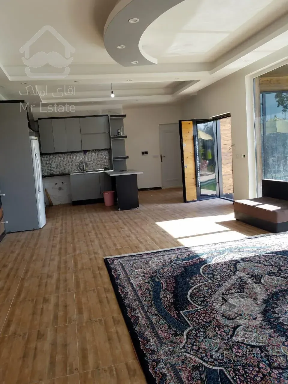 فروش ویلا  ۴۰۰متری