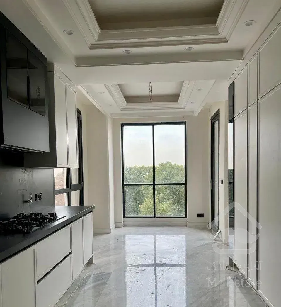 ۲۰۰متر/تکواحدی/کلیدنخورده/پاسداران بوستان