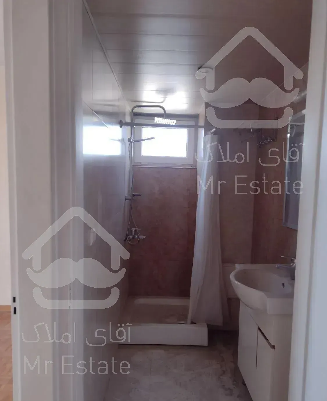 آپارتمان ۱۸۳متر ۳ خواب فول متریال