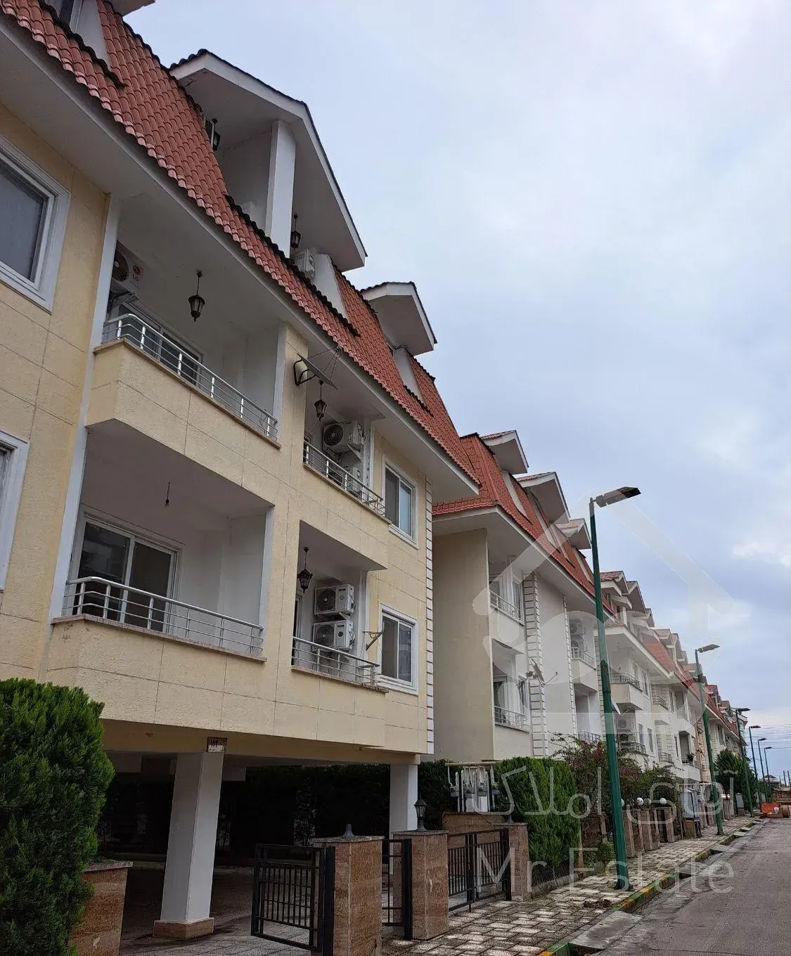 فروش آپارتمان زیر قیمت و فرنیش در شهرک نمک ابرود