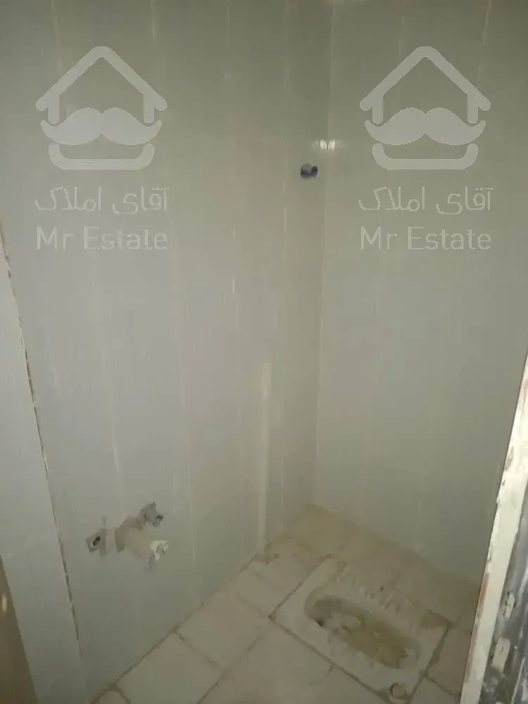 پرند   ۸۲ متر ۲ خواب پارکینگ و انباری