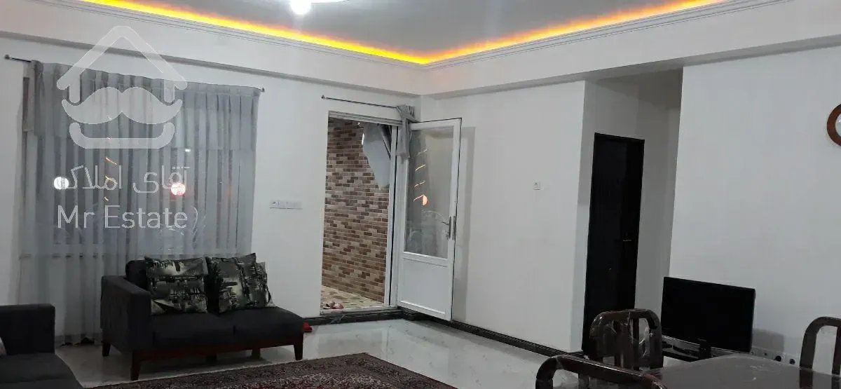 واحد یک خوابه با تراس آلاچیق دار